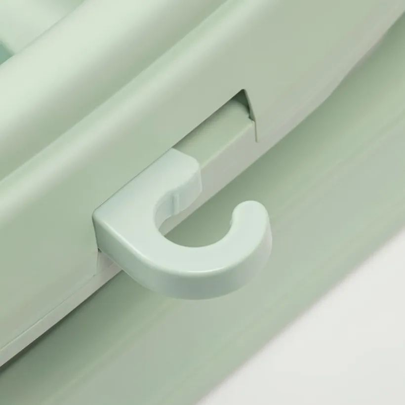 Bad Indigo Plus + insert Newborn Sage Green