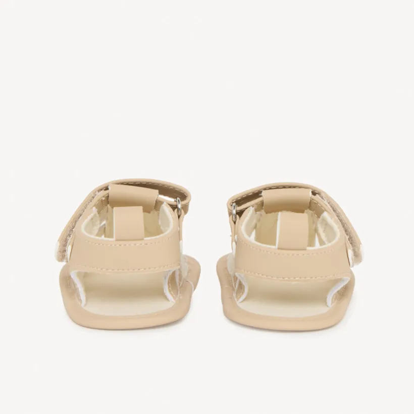 Beige klittenbandsandalen voor babyjongen