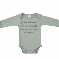 Body met lange mouwen - "Je suis tellement adorable" - Olijfgroen - 3m