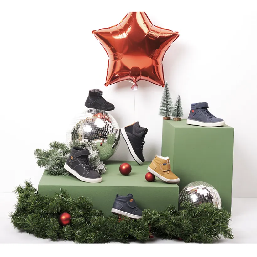 Booties met klittenbandsluiting en warme voering jongens