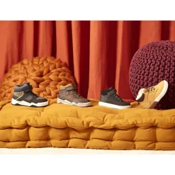 Booties zwarte met elastische veters en klittenband voor jongen