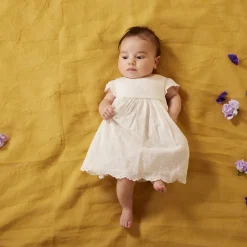 Ceremoniejurk in Engels borduursel voor baby meisjes