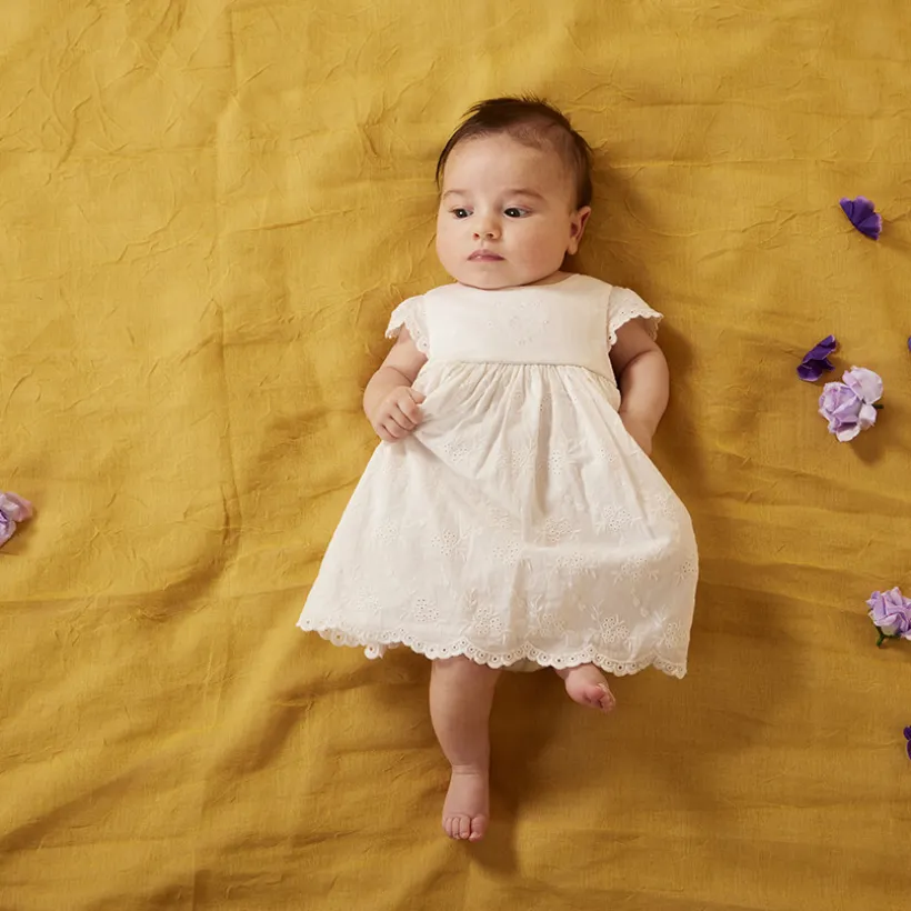 Ceremoniejurk in Engels borduursel voor baby meisjes