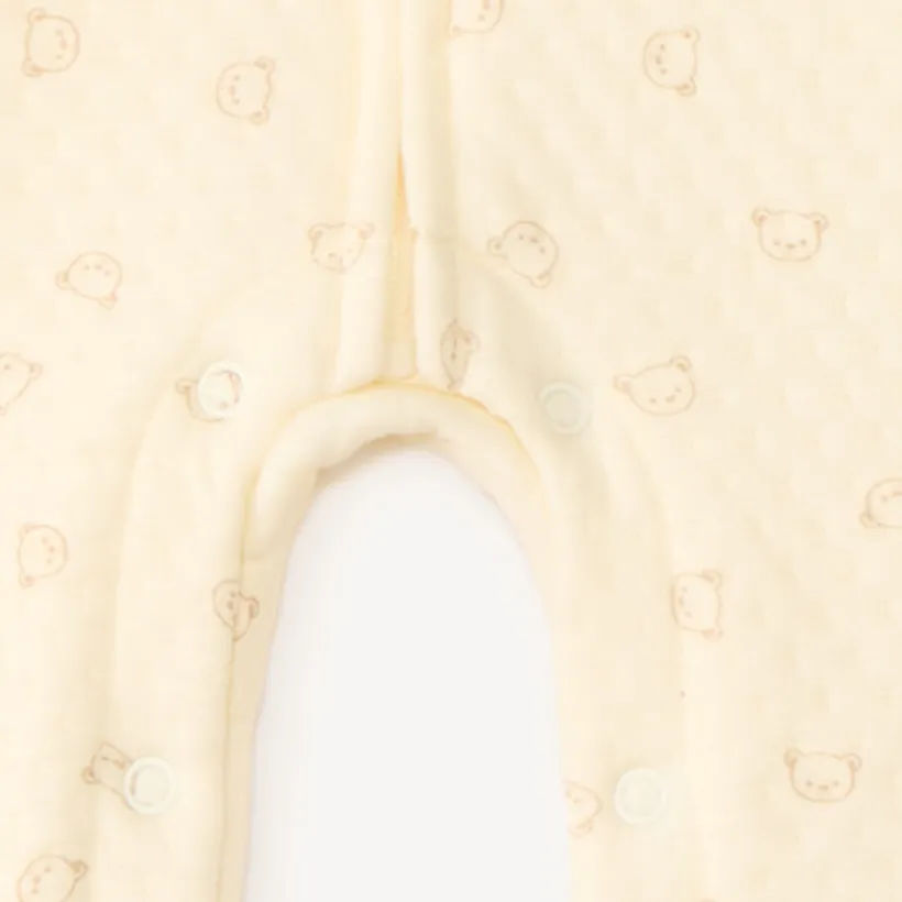 Combinatie van fantasietextiel met een bedrukte teddybeer voor meisjesbaby's