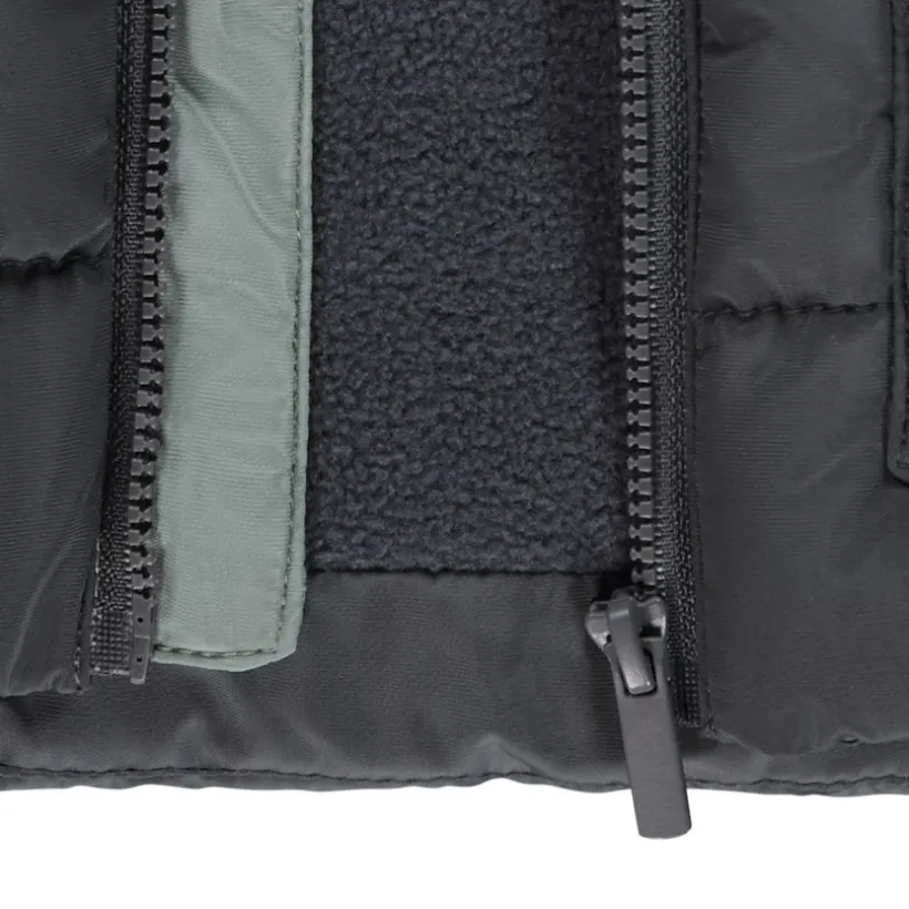 Donsjas met afneembare kap en colour block effect voor baby jongen