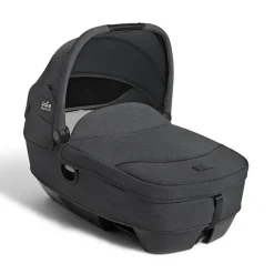 Draagmand en slaappakje Calmi R129 ebony voor in de auto