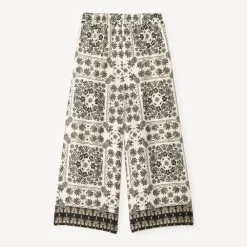 Flatterende, losjes zittende, bedrukte broek meisjes.
