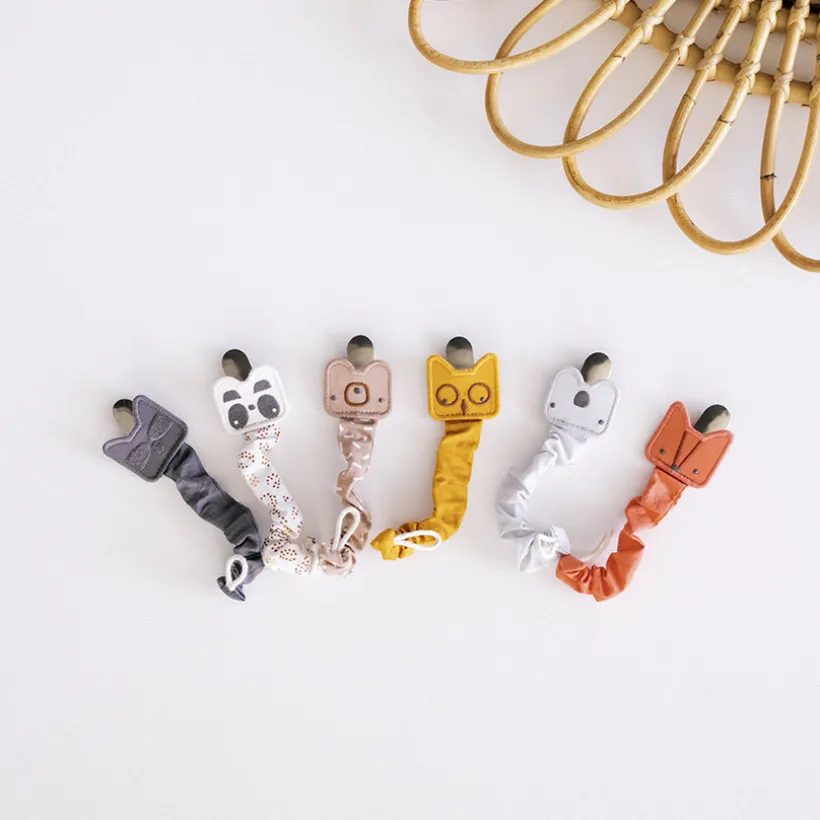 Fopspeenclip Ethnic Animals
