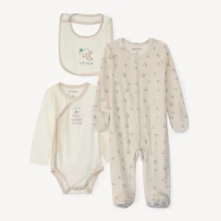 Geboorteset 3-delig met pyjama in fluweel en berenprint voor baby