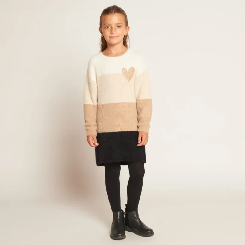 Gebreide jurk met fluffy colour block effect meisjes, met lange mouwen, ronde hals en gouden paillettenhart op de voorkant