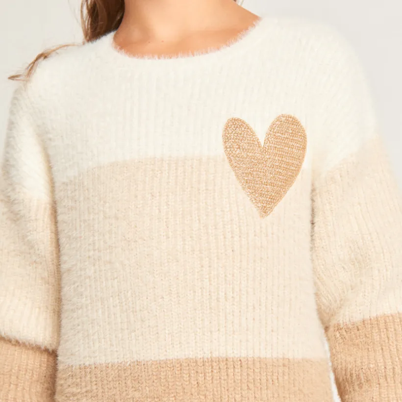 Gebreide jurk met fluffy colour block effect meisjes, met lange mouwen, ronde hals en gouden paillettenhart op de voorkant