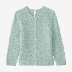 Gebreide meisjes vest met fantasiedetails