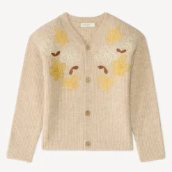 Gebreide meisjesvest met geborduurde bloemen