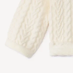 Gebreid vest met kap en fluwelen voering voor baby