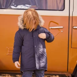 Gewatteerde parka met kap en afneembare nepbont jongens