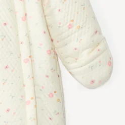 Gewatteerd pilotenpak met bloemenprint voor babymeisje met verschillende afwerkingen per leeftijdsperiode