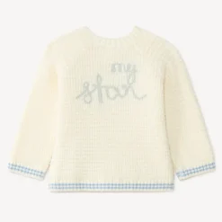 Gilet voor babyjongen in honingraat breimotief