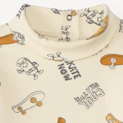 Halswarmer voor jongens met skateboardmotief
