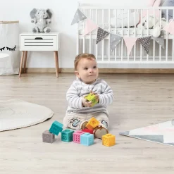 In elkaar passende flexibele sensorische kubussen - 9 stuks
