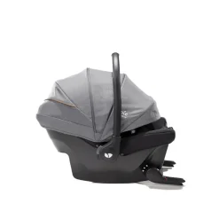 i-Size Sprint carbon autostoel achterwaarts met geïntegreerde Isofix-haken en verstelbare veiligheidssystemen