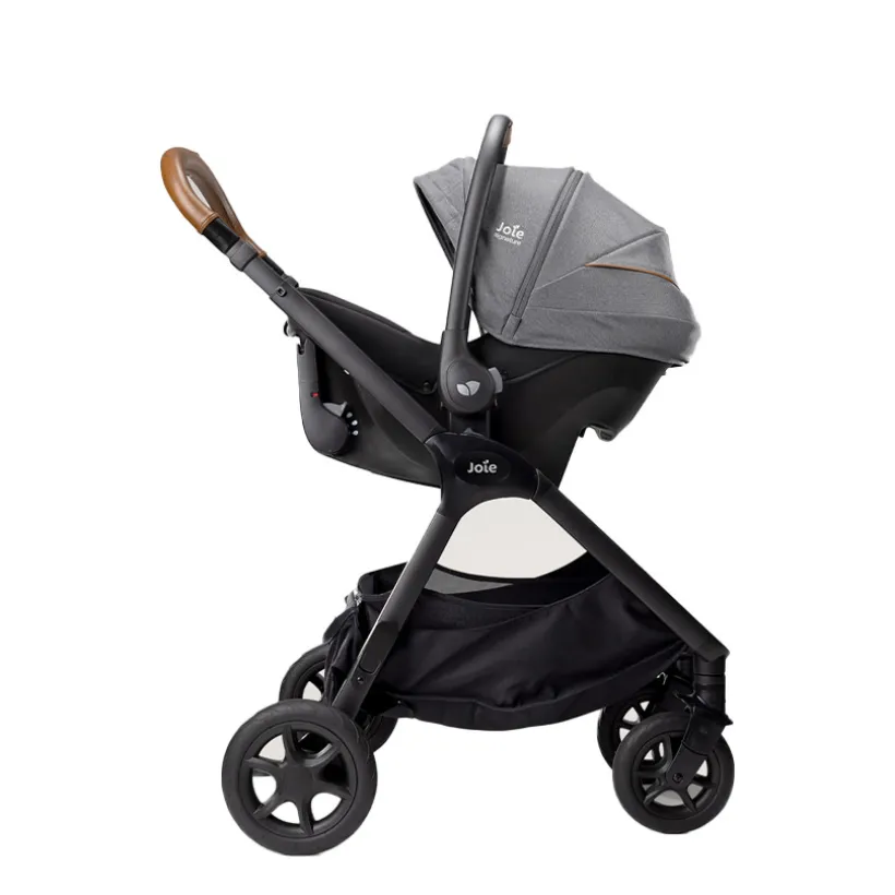 i-Size Sprint carbon autostoel achterwaarts met geïntegreerde Isofix-haken en verstelbare veiligheidssystemen