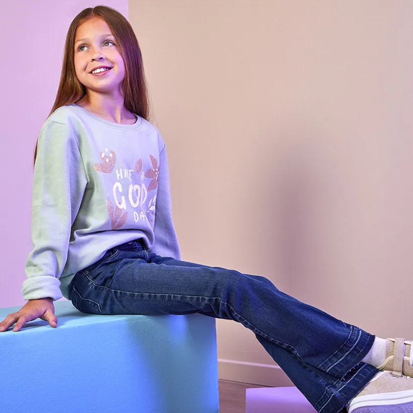 Jeans in denim met uitlopende pasvorm meisjes