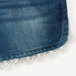 Jeans short met ceintuur en strik en kantdetails meisjes