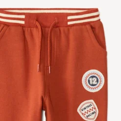 Joggingset voor babyjongen met geborduurde badstof auto