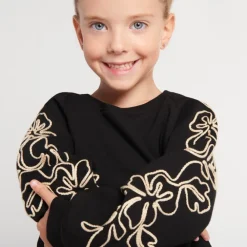 Jurk van effen fleece met geborduurde mouwen meisjes