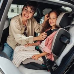 KidFix Pro i-Size autostoel Style teak met Isofix en 3-puntsgordel