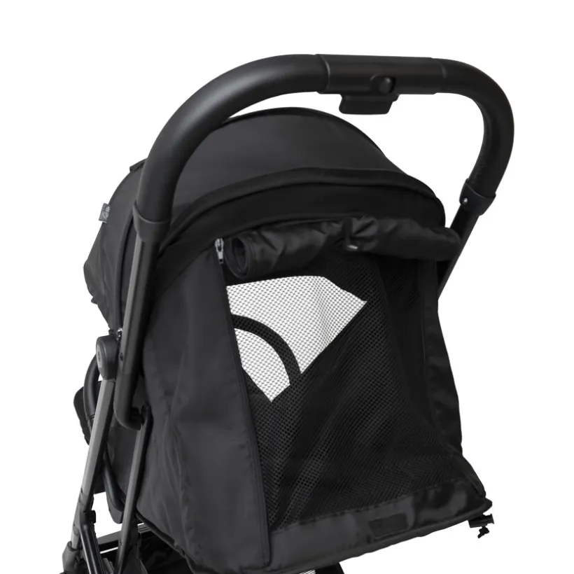 Kinderwagen Aria Plus zwart, volledig verstelbaar met XXL kap en zwenkwielen