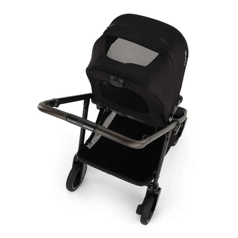 Kinderwagen Swiv caviar met 360° draaibare wielen en omkeerbare zitting