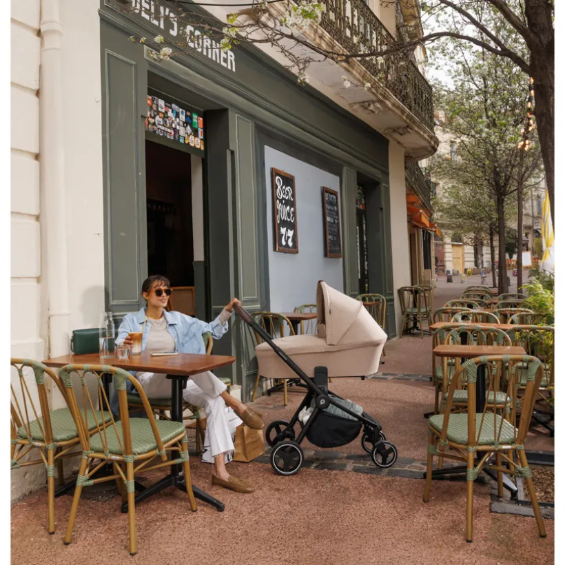 Kinderwagen trio Alba met draagmand beige/zwart