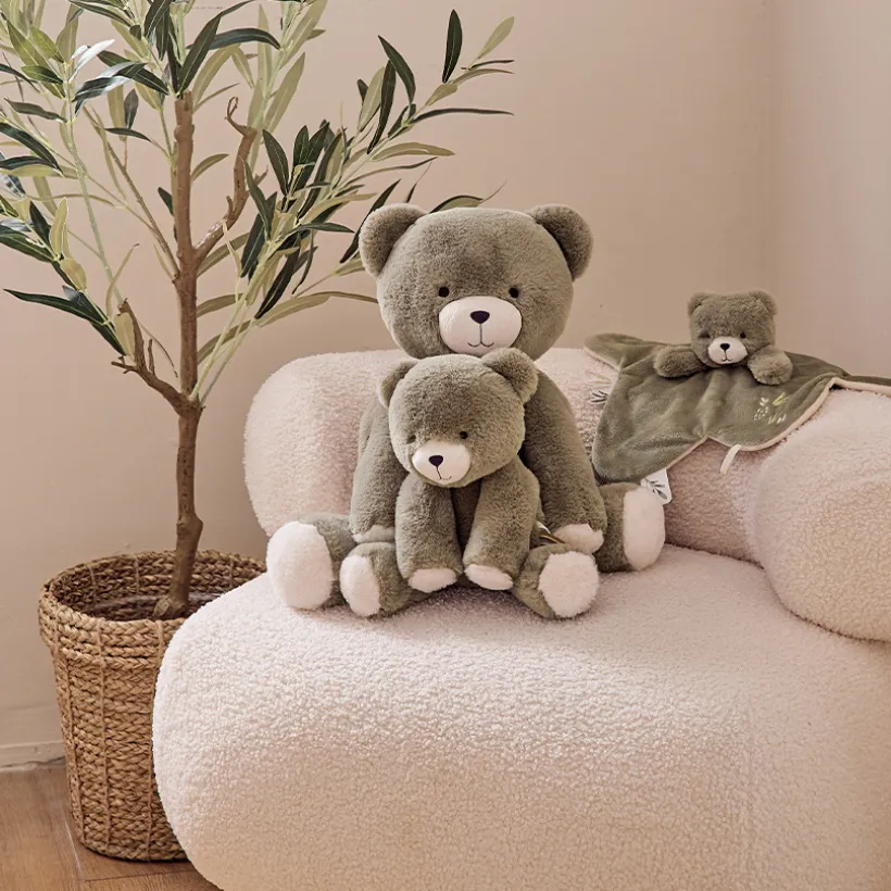 Kleine pluchebeer Orso kaki 25 cm uit collectie Fluffy, Orso & Lily