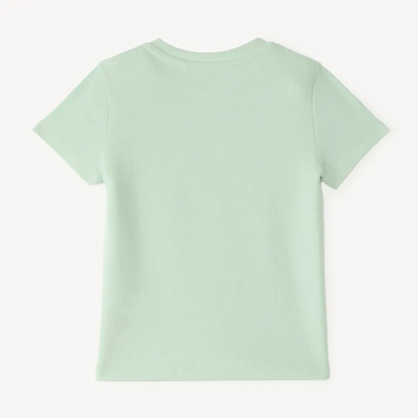 Korte mouwen T-shirt van fantasie breisel met speelse zak voor babyjongens