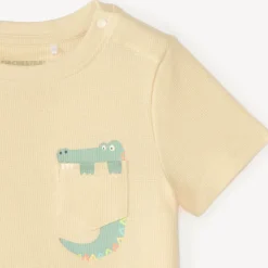 Korte mouwen T-shirt van fantasie breisel met speelse zak voor babyjongens