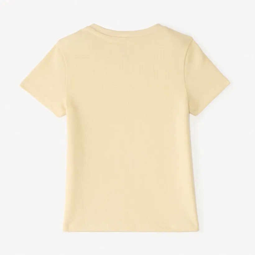 Korte mouwen T-shirt van fantasie breisel met speelse zak voor babyjongens