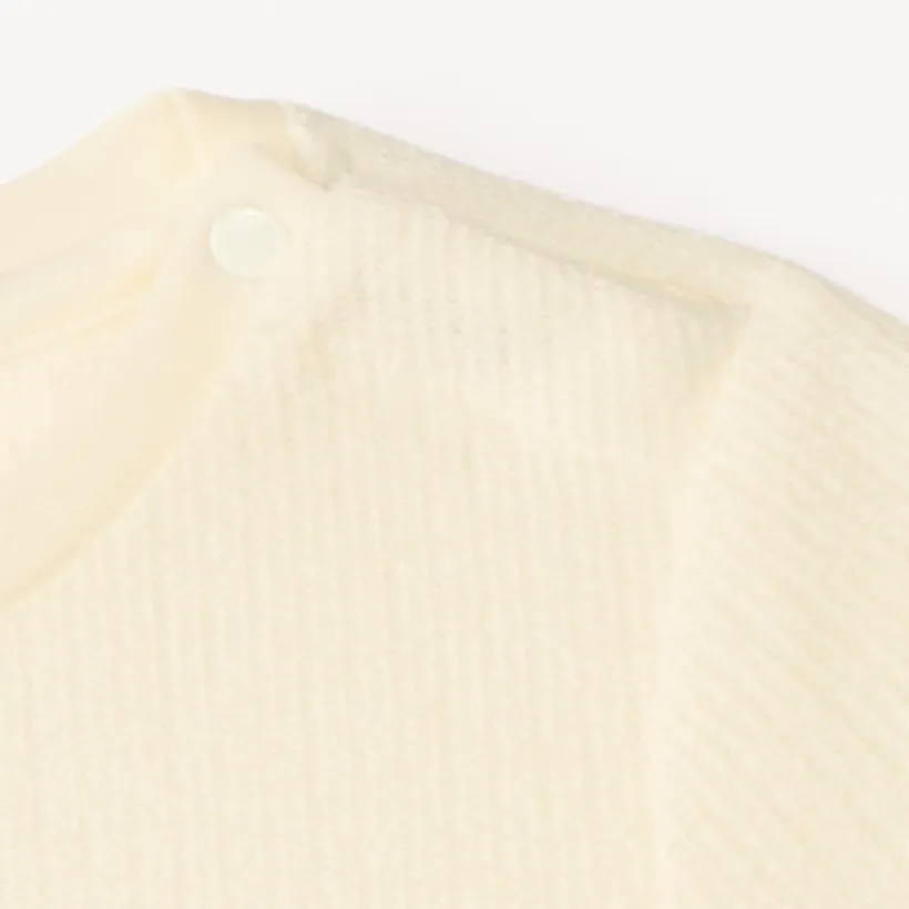 Korte set met t-shirt + shorts van fantasie mesh voor babyjongen