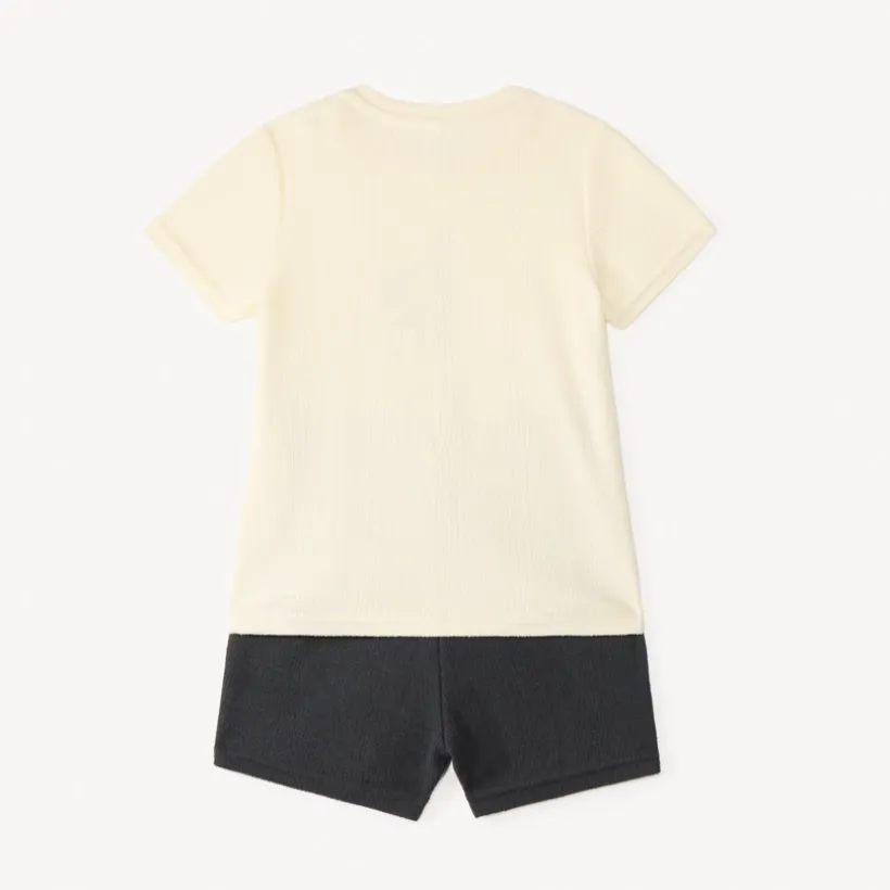 Korte set met t-shirt + shorts van fantasie mesh voor babyjongen