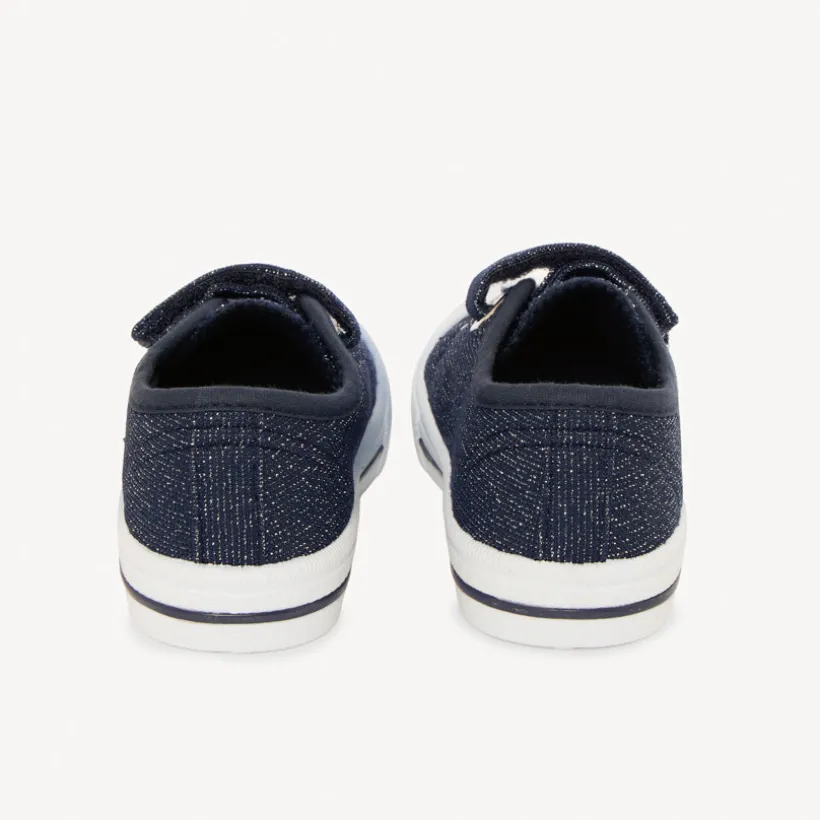 Lage sneakers in marineblauw met klittenband en elastieken voor baby meisjes.