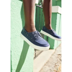 Lage sneakers van twee materialen met elastische veters voor jongen