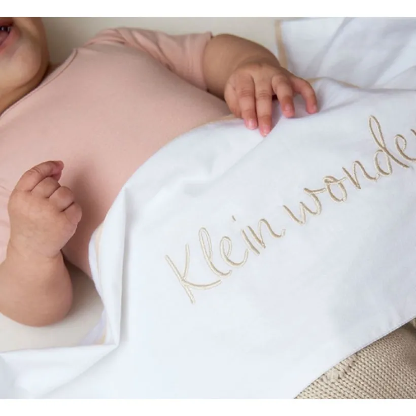 Laken borduur Klein Wonder - Soft Sand- 75x100 cm