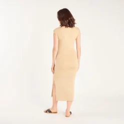 Langere jurk met korte mouwen voor zwangere vrouwen