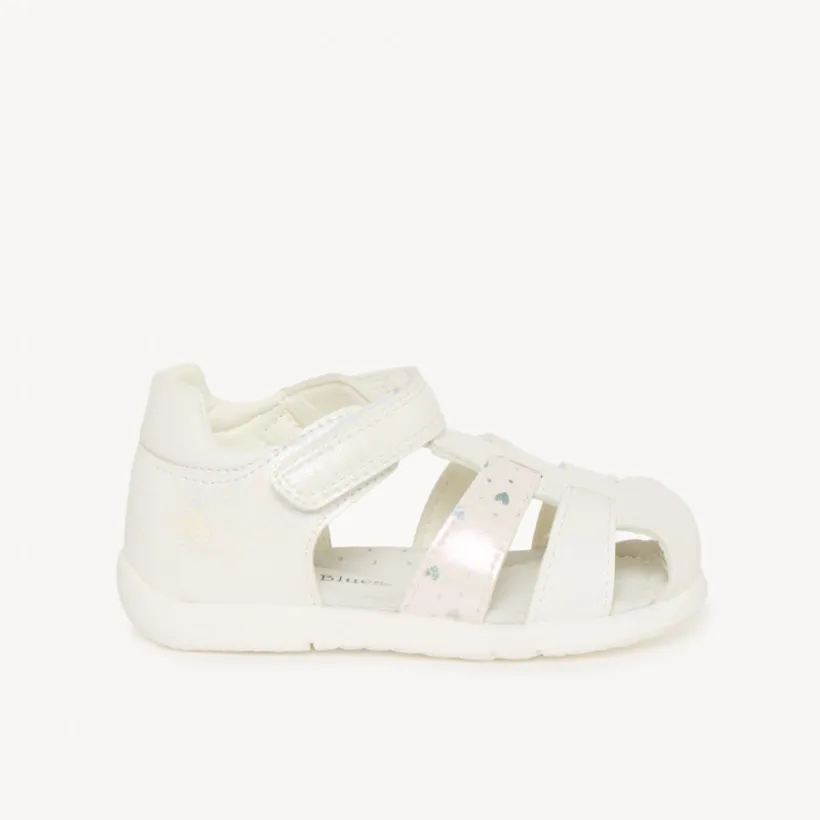 Leren sandalen met klein hartjespatroon voor babymeisjes