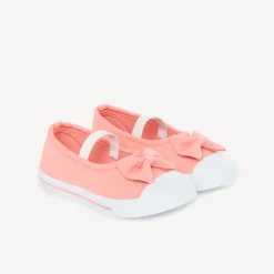 Lichtroze canvas babyschoentjes met strik en elastische band meisjes