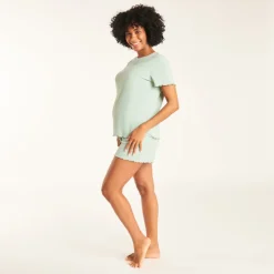Loungewear set met korte mouwen t-shirt + short met zwangerschapsband.