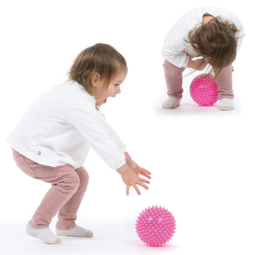 massagespeelbal met nopjes, effen, willekeurige kleur