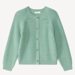 Mooie gebreide vest voor meisjes