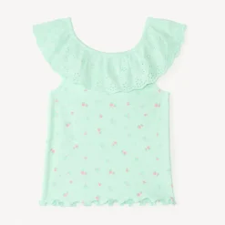 Mouwloos shirt met ruches in Engelse borduur en aardbeienprint voor meisjesbaby.