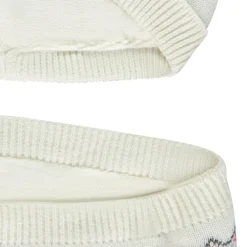 Muts en snood gebreid voor kerst voor baby's